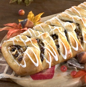 Apple Raisin Thanksgiving Braid