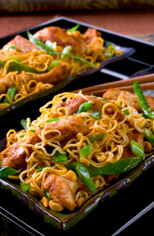 Chicken and Peanuts with Noodles and Peanut Sauce
