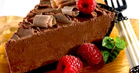 Decadent Chocolate Mousse Pie