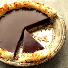 Crisp Coconut and Chocolate Pie (4 ingredients, gluten free)